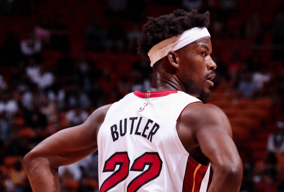 爱游戏体育-风云突变芝加哥公牛今夜遗憾出局广厦男篮篮板制胜备战足总杯，这操作让人直呼：浓眉哥与70激战快船分钟的简单介绍